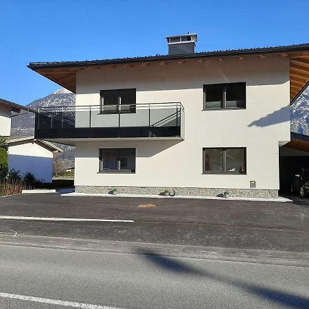 Apart Alexandra Apartment Strass im Zillertal Luaran gambar