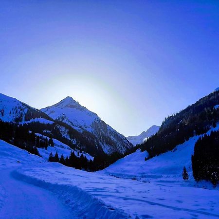 Apart Alexandra Strass im Zillertal Bilik gambar